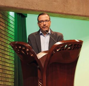 "El Ing. Ronny Rodríguez C., Viceministro de Energía del MINAE, recalcó la importancia de la actualización de esta normativa."